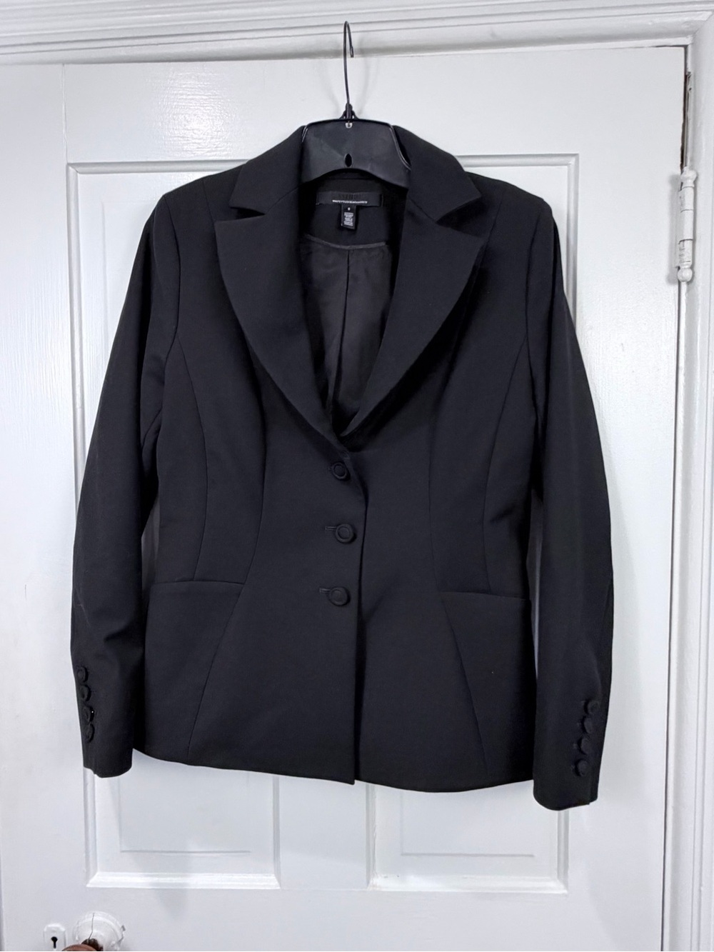 White House Black Market Women's Black Three-Button Blazer